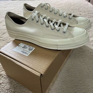 BRAND NEW Men’s Converse